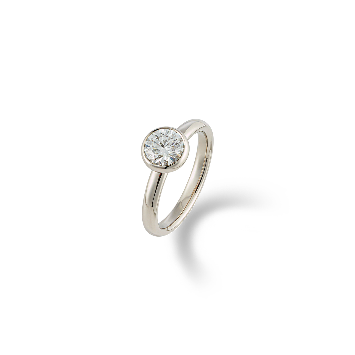 모이사나이트 달항아리 베젤 반지 (6.5~8.0mm)